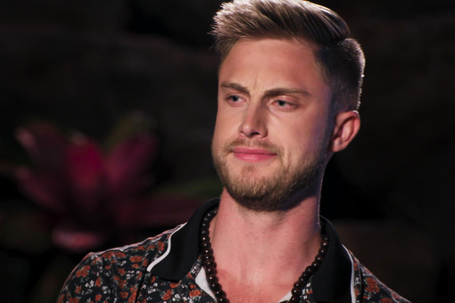 Temptation Island: Luke Upset Over At Bonfire