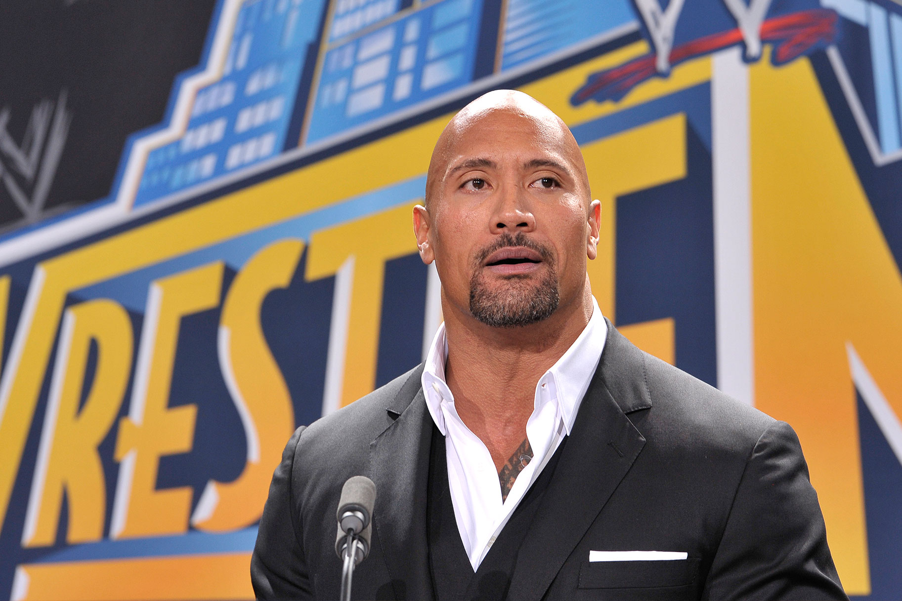 Wwe Wrestlemania Hosts The Rock