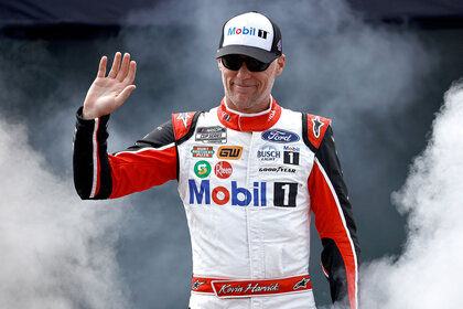 Kevin Harvick waving to the nascar crowd