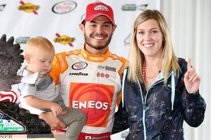 Rftc Kyle Larson And Wife