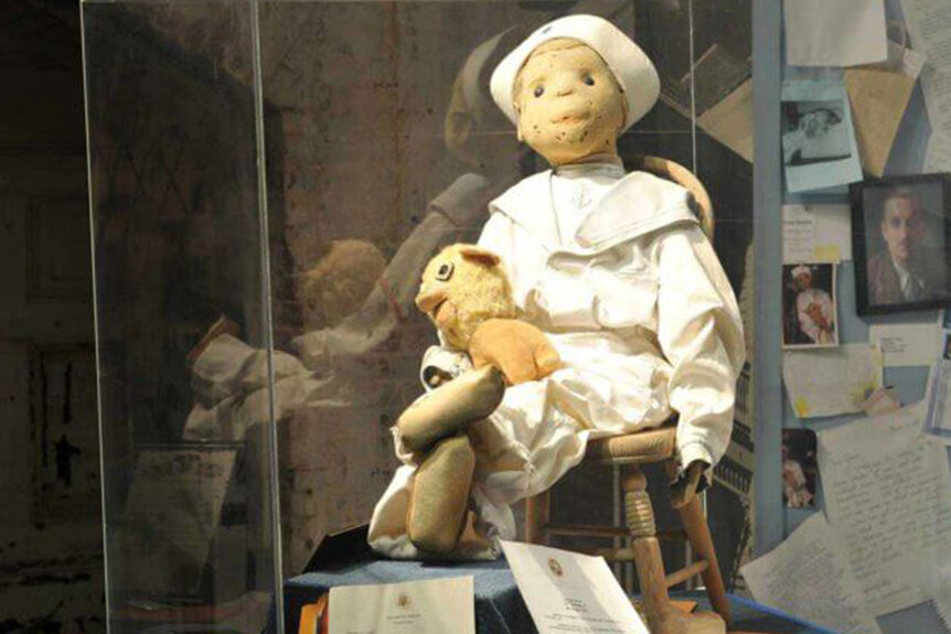 Robert The Doll