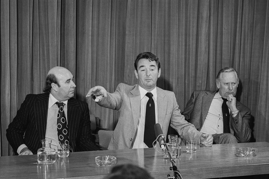 Brian Clough doing a press conference