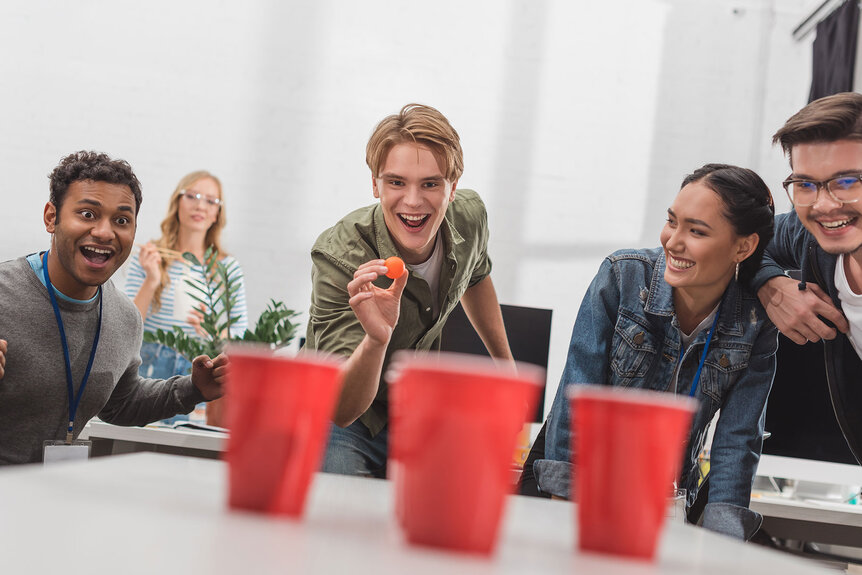 Bar Games Beer Pong