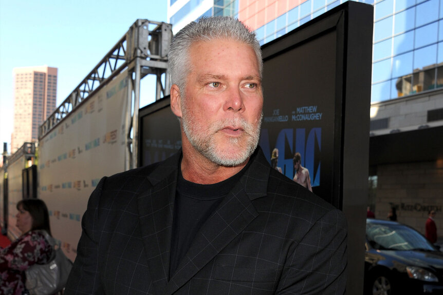 Kevin Nash arrives at the premiere of Warner Bros. Pictures' "Magic Mike"